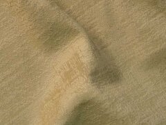 Draperie din catifea bej deschis cu model rustic